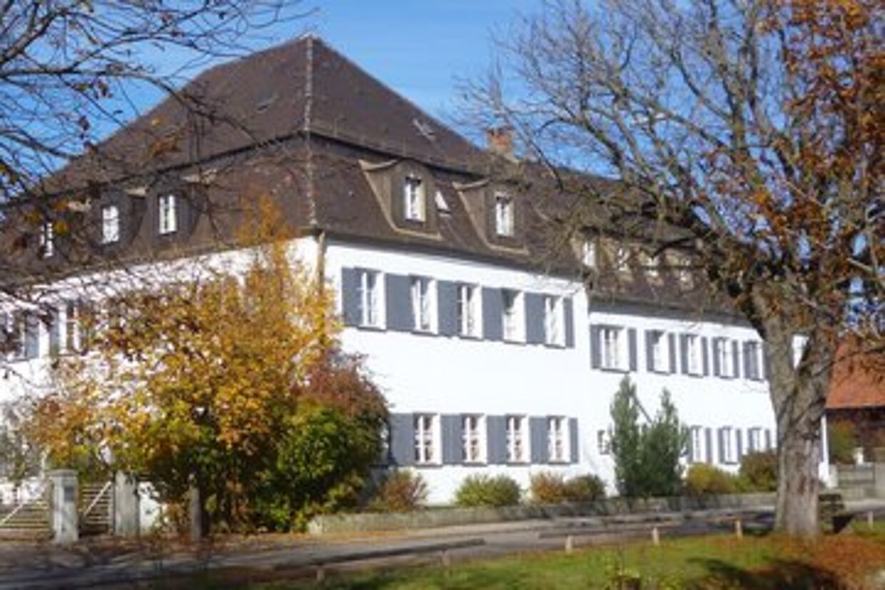 Senioren- und Pflegeheim Waal Senioren- und Pflegeheim Waal